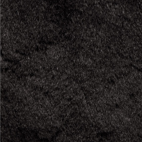 Lululemon limited edition black plush fleece belt bag - Picture 16 of 16